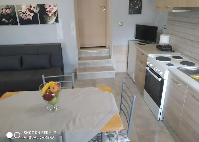 Sun And Sea 1 Elíka